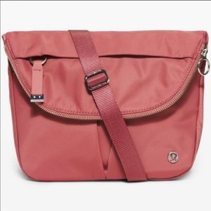 Lululemon All Night Festival Bag